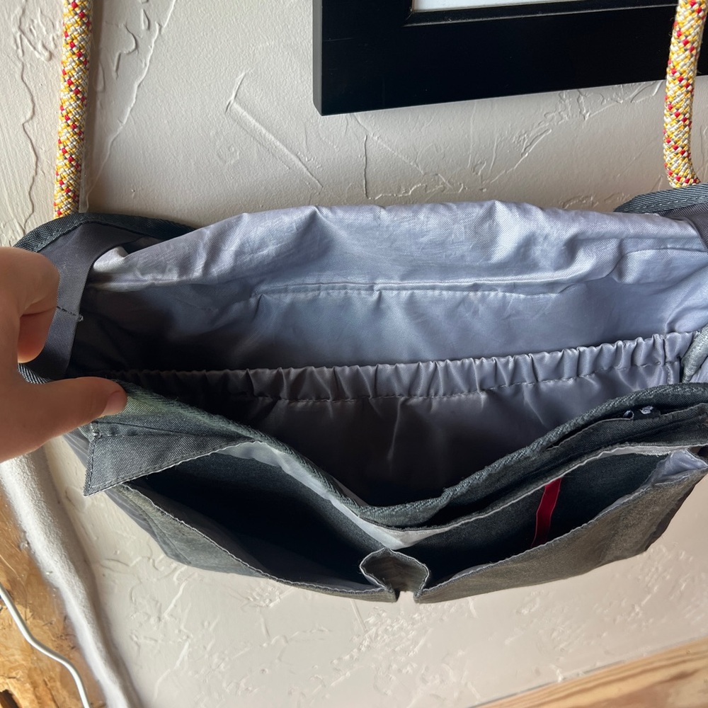 Mammut Gray with climbing rope shoulder bag - Picture 7 of 7